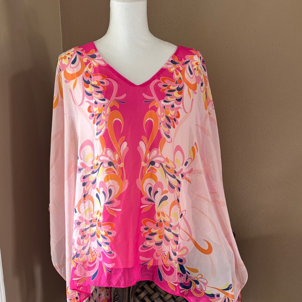 JM Collection beautiful colorful ladies top $22
